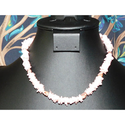 Vintage 90s Beachy Surfer Pink Shell Chip Necklace