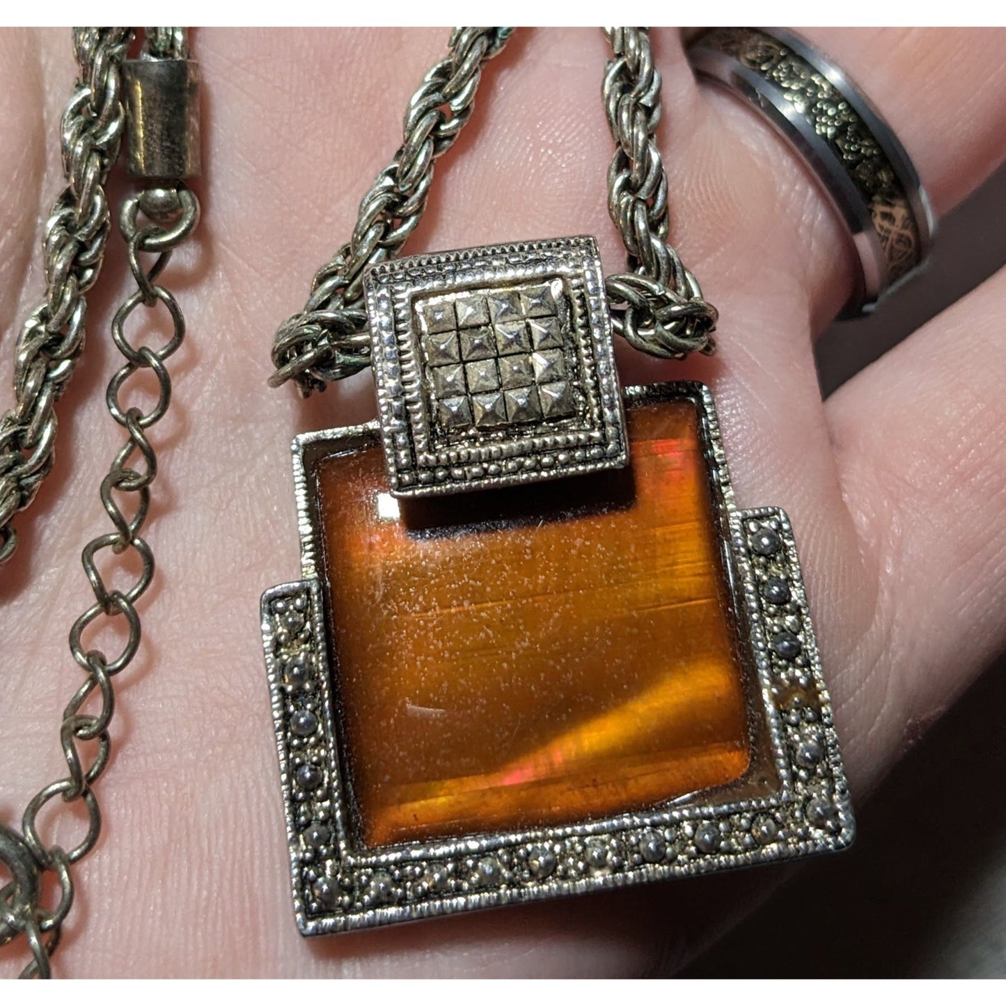 Vintage Honey Glass Geometric Pendant Necklace