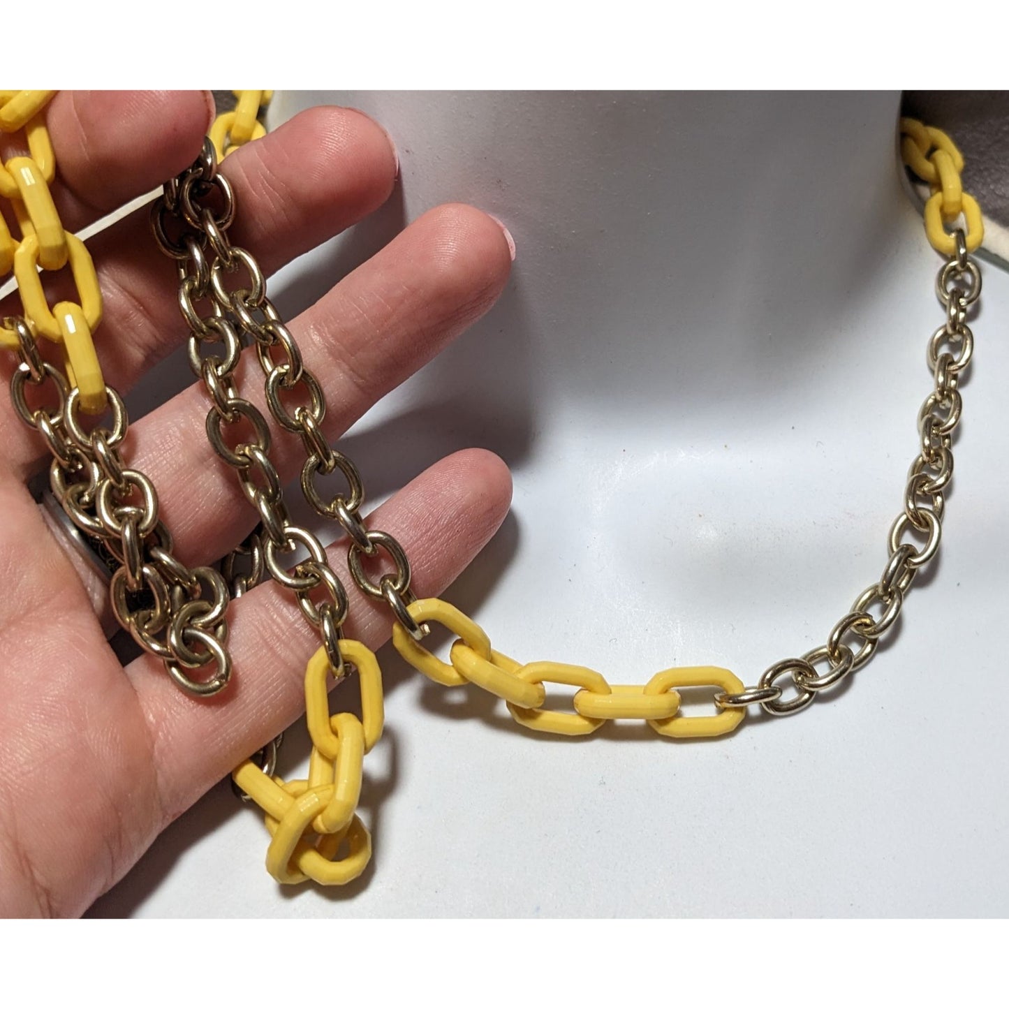 Vintage DEB Signed Yellow And Silver Link Necklace