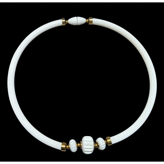 Vintage White Artsy Collar Necklace With Lucite And Gold Tone Accents