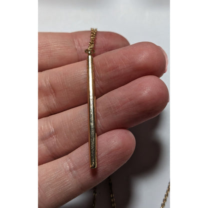 Minimalist Golden Etched Pillar Necklace