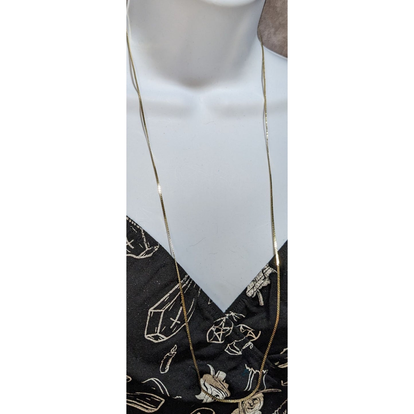Classic Elegant Bright Gold-Tone Chain Necklace