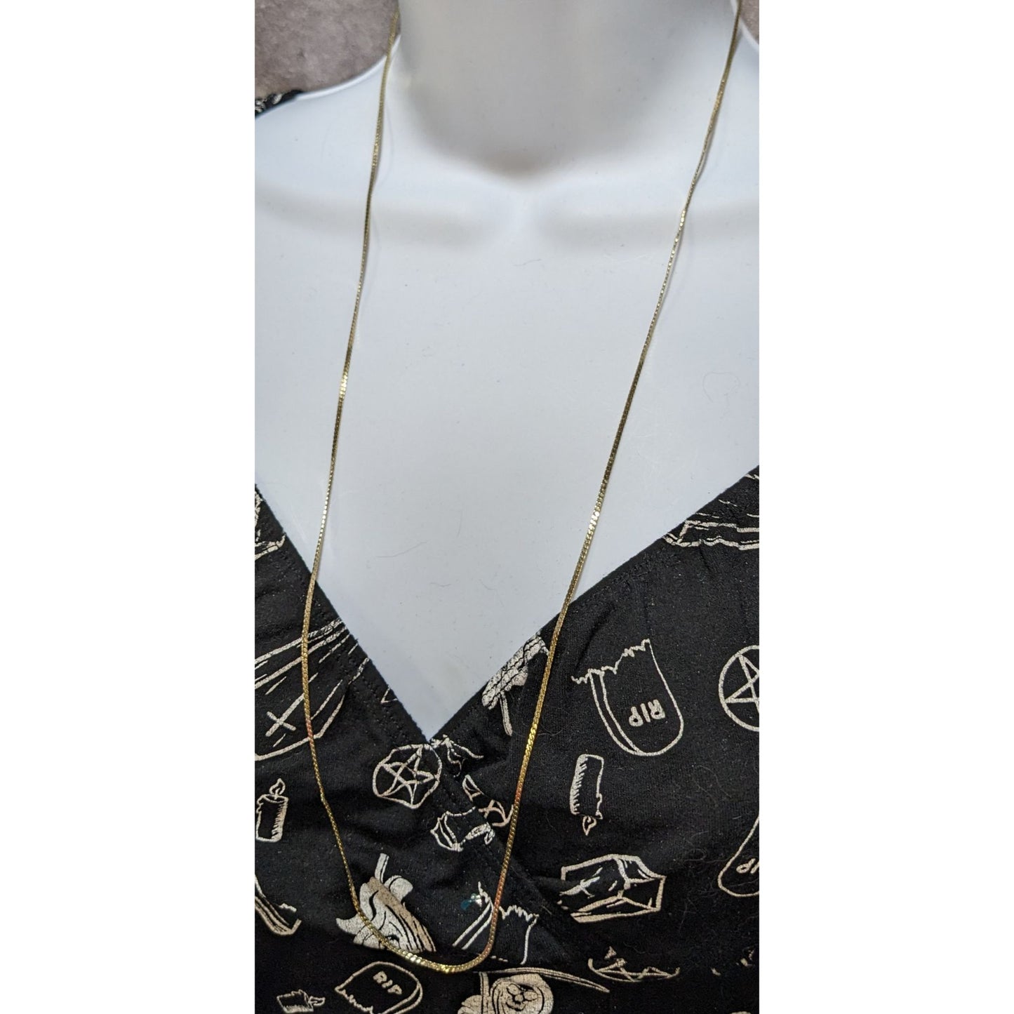 Classic Elegant Bright Gold-Tone Chain Necklace