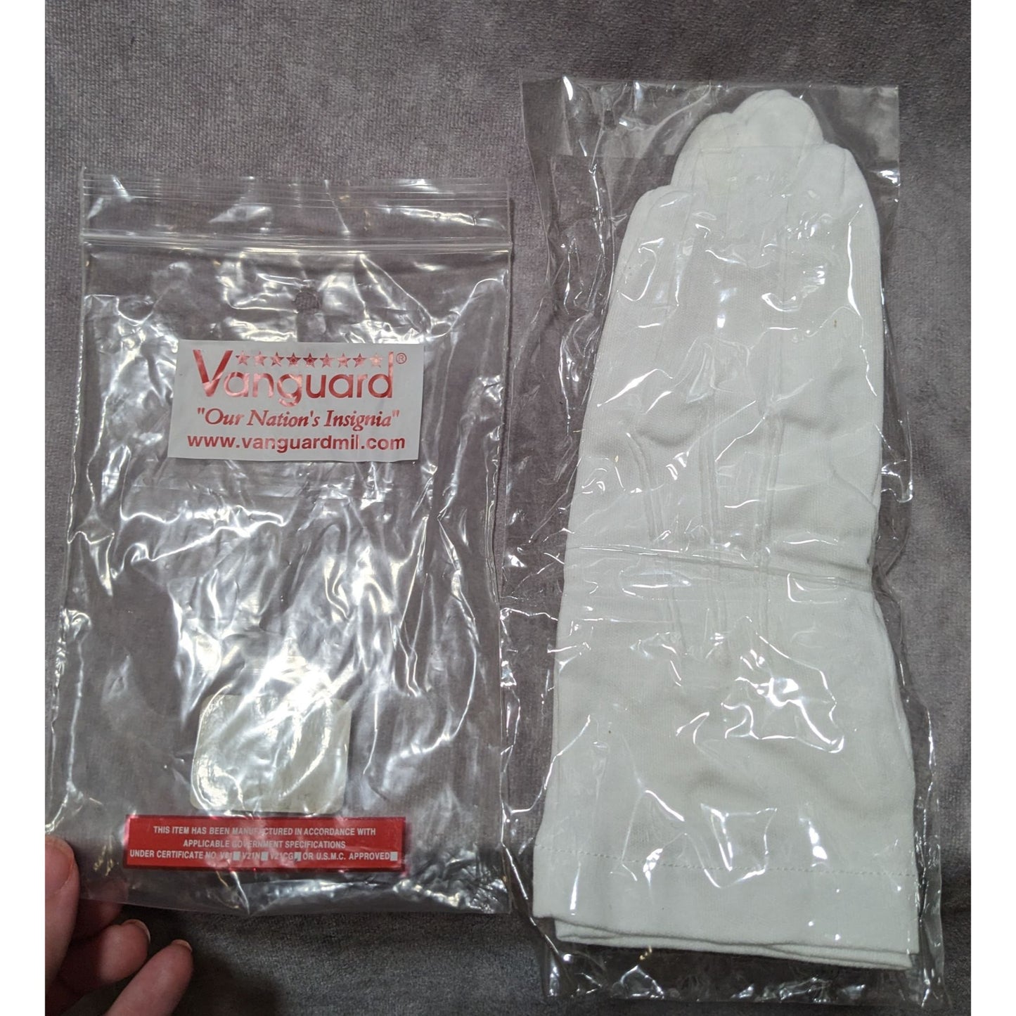 Vanguard White Cotton Snap Wrist Gloves