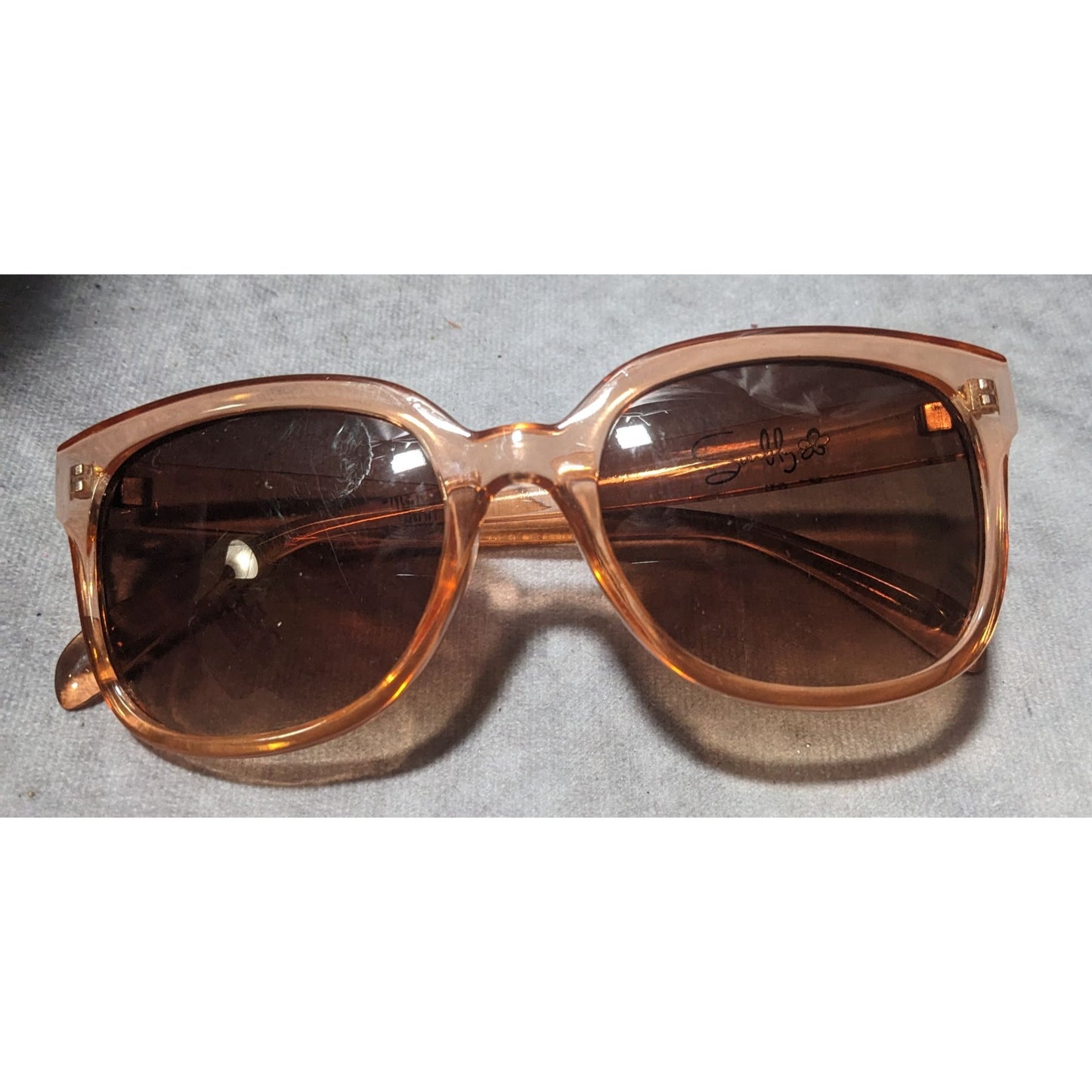 Chunky Retro Translucent Peach Sunglasses