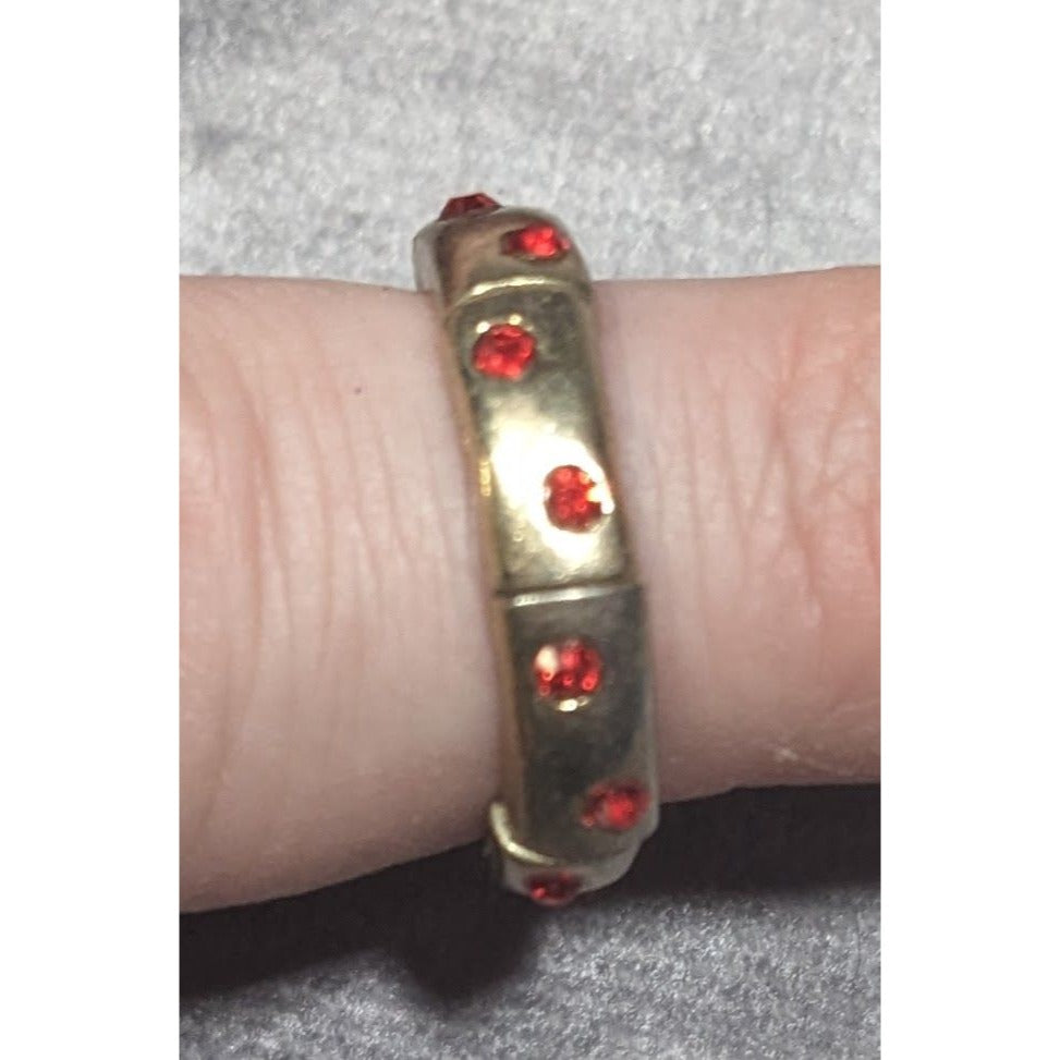 Red Rhinestone Gold Tone Funky Stretch Ring Size 6 1/4