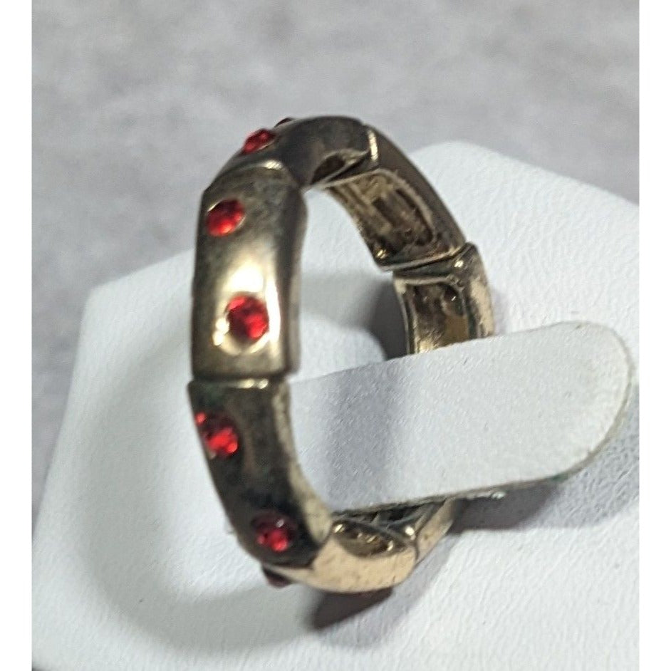 Red Rhinestone Gold Tone Funky Stretch Ring Size 6 1/4