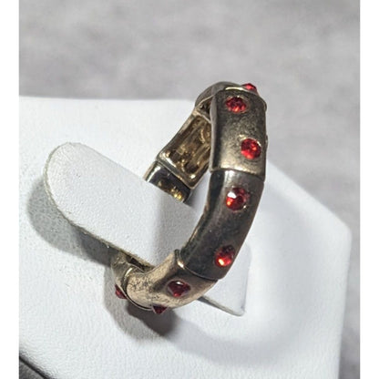 Red Rhinestone Gold Tone Funky Stretch Ring Size 6 1/4