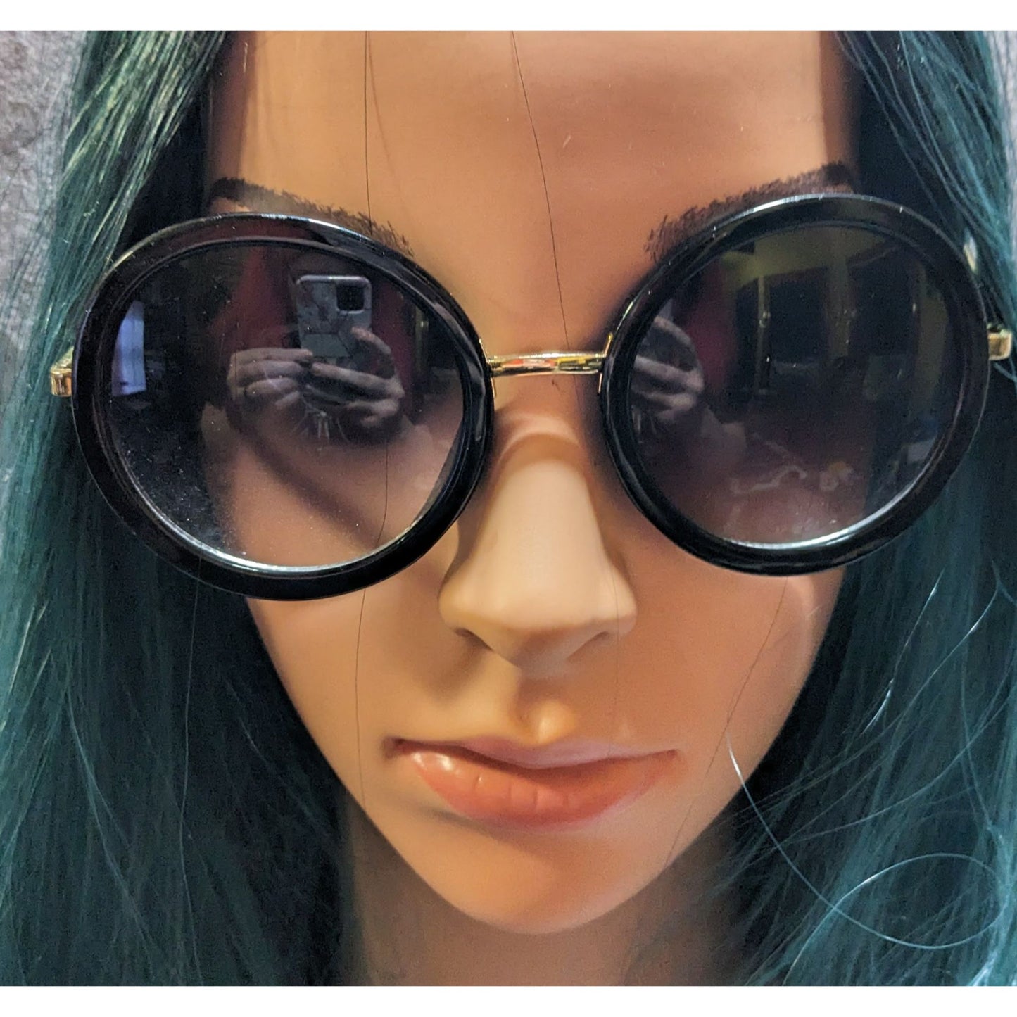 Foster Grant Tyra Vintage Retro Round Sunglasses