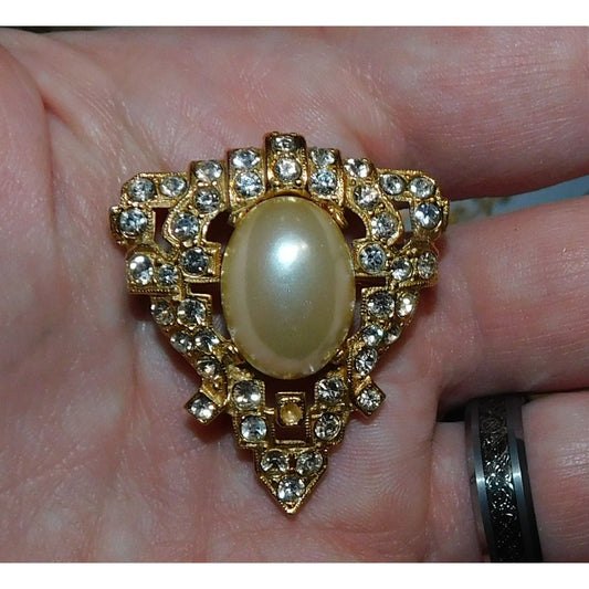 Vintage Victorian Style Gold Tone Faux Pearl Brooch