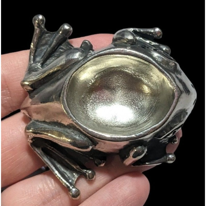 Metal Morphosis Frog Trinket Set