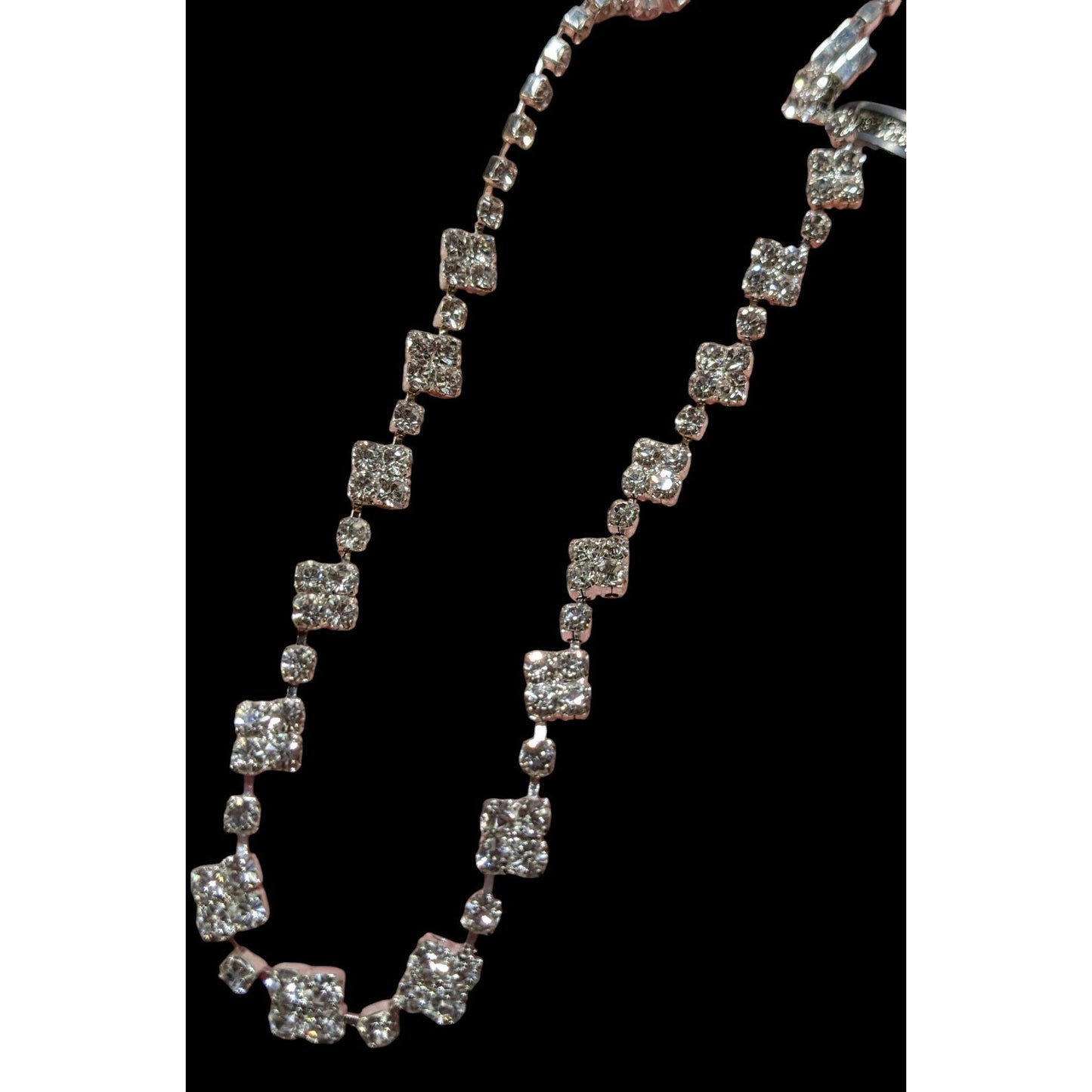 Elegant Glam Geometric Silver Rhinestone Necklace