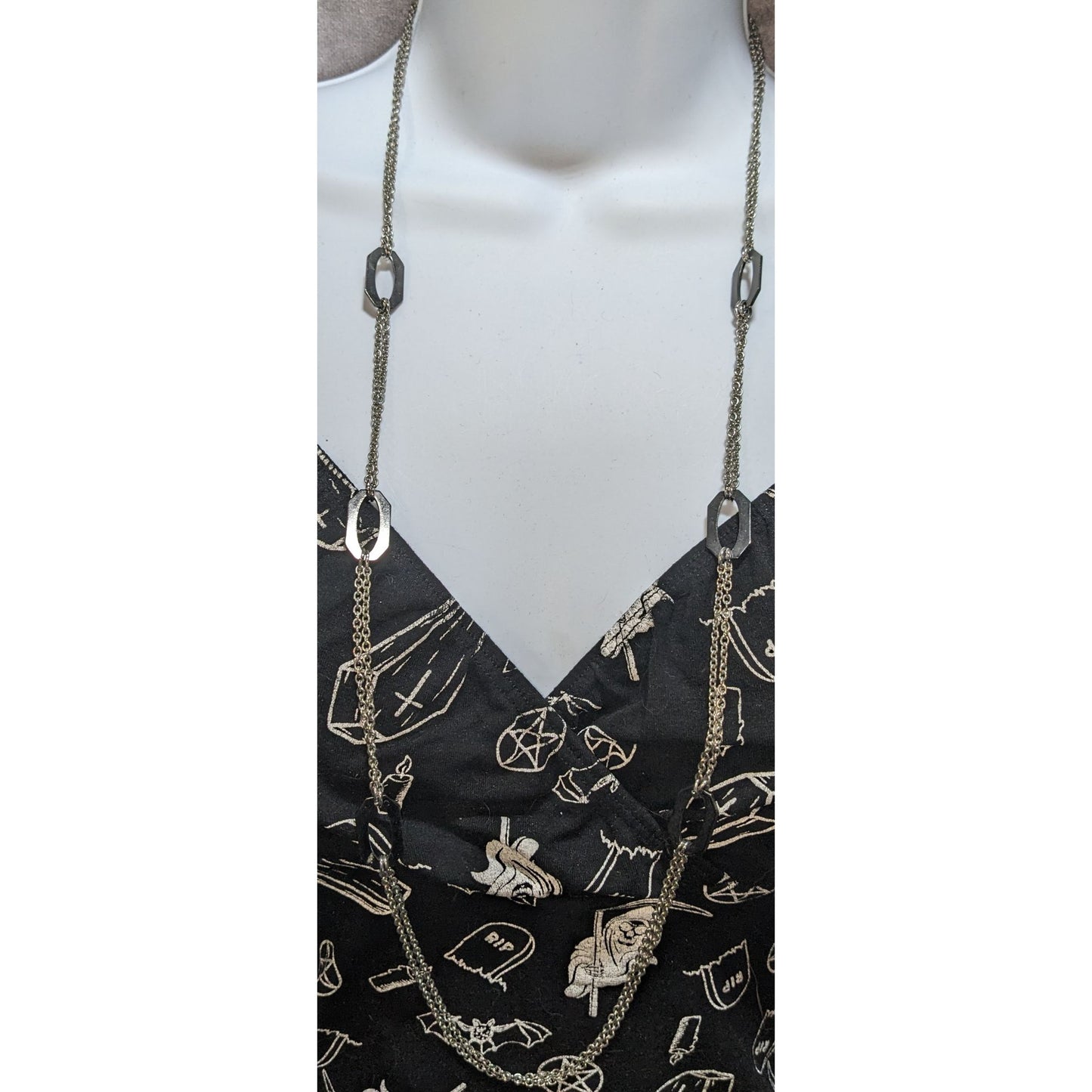 NY Collection Silver-Tone Long Necklace With Geometric Links