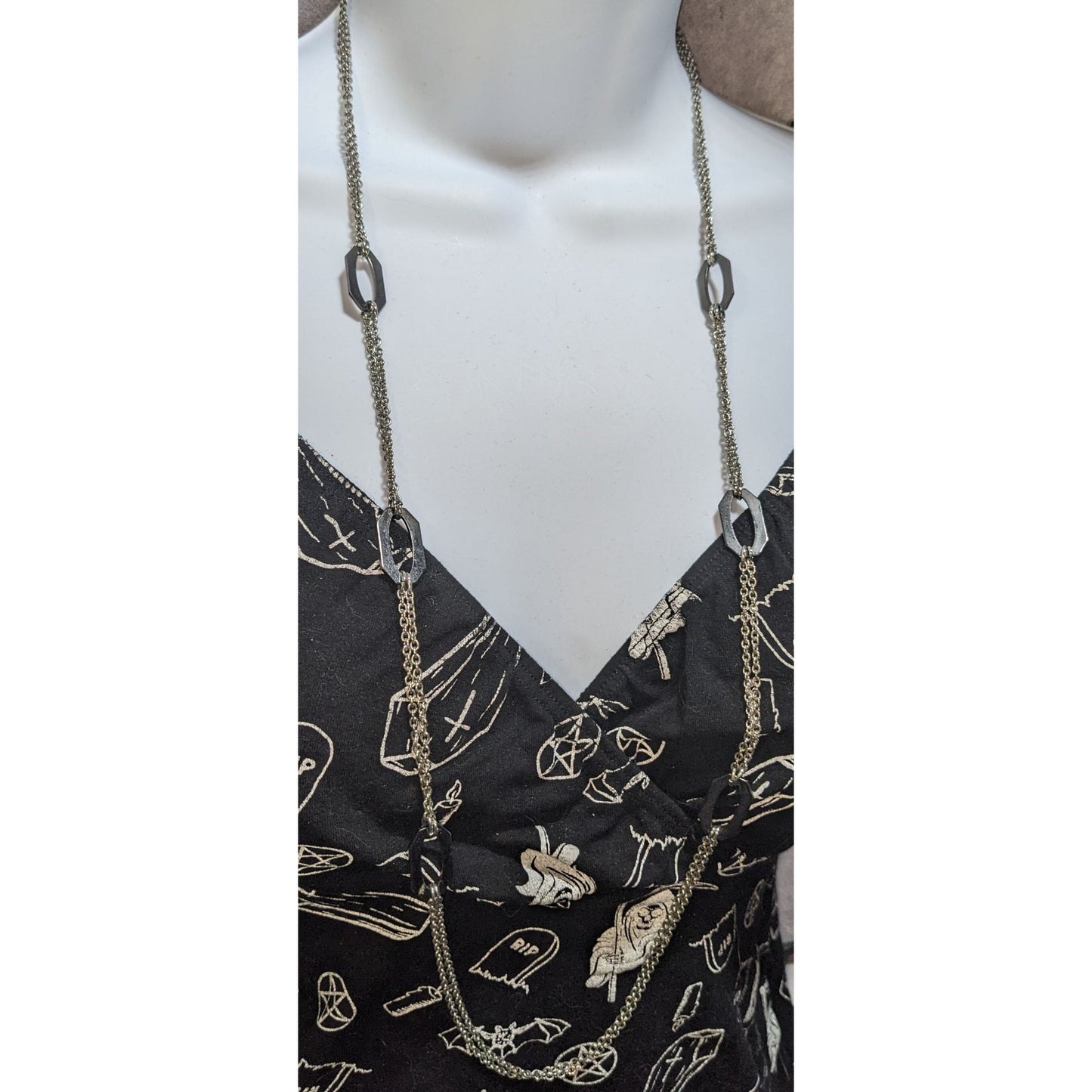 NY Collection Silver-Tone Long Necklace With Geometric Links