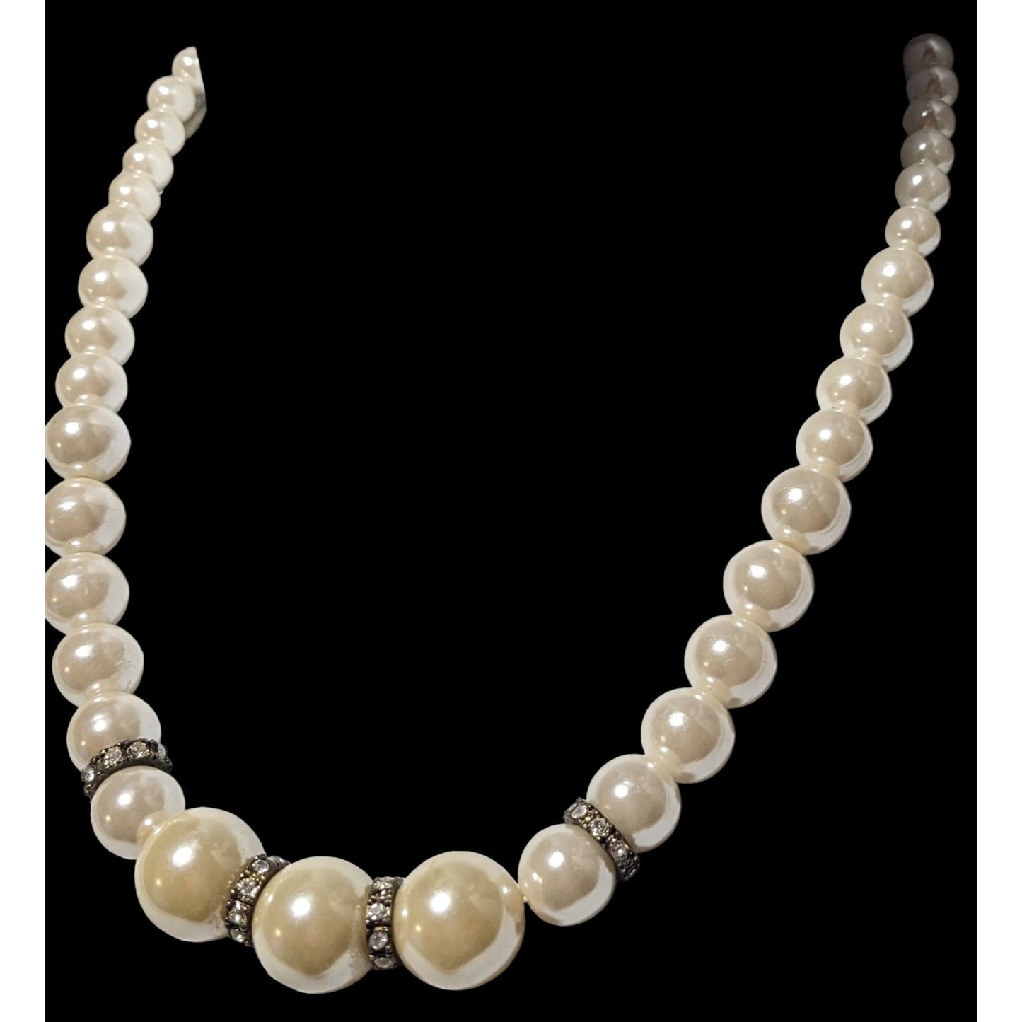 Graduated Faux Pearl Rhinestone Necklace