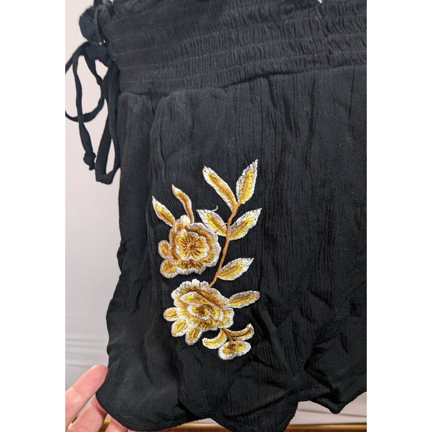 Kendall & Kylie Black Shorts With Gold Floral Embroidery