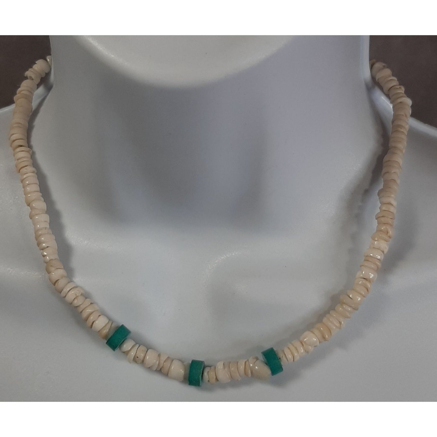 Vintage 90s Beachy White Puka  Shell Beaded Necklace With Turquoise Tone Accents