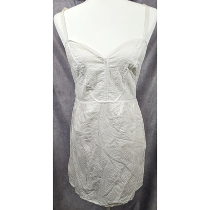 Summer White Y2K Embroidered Dress by Apostrophe