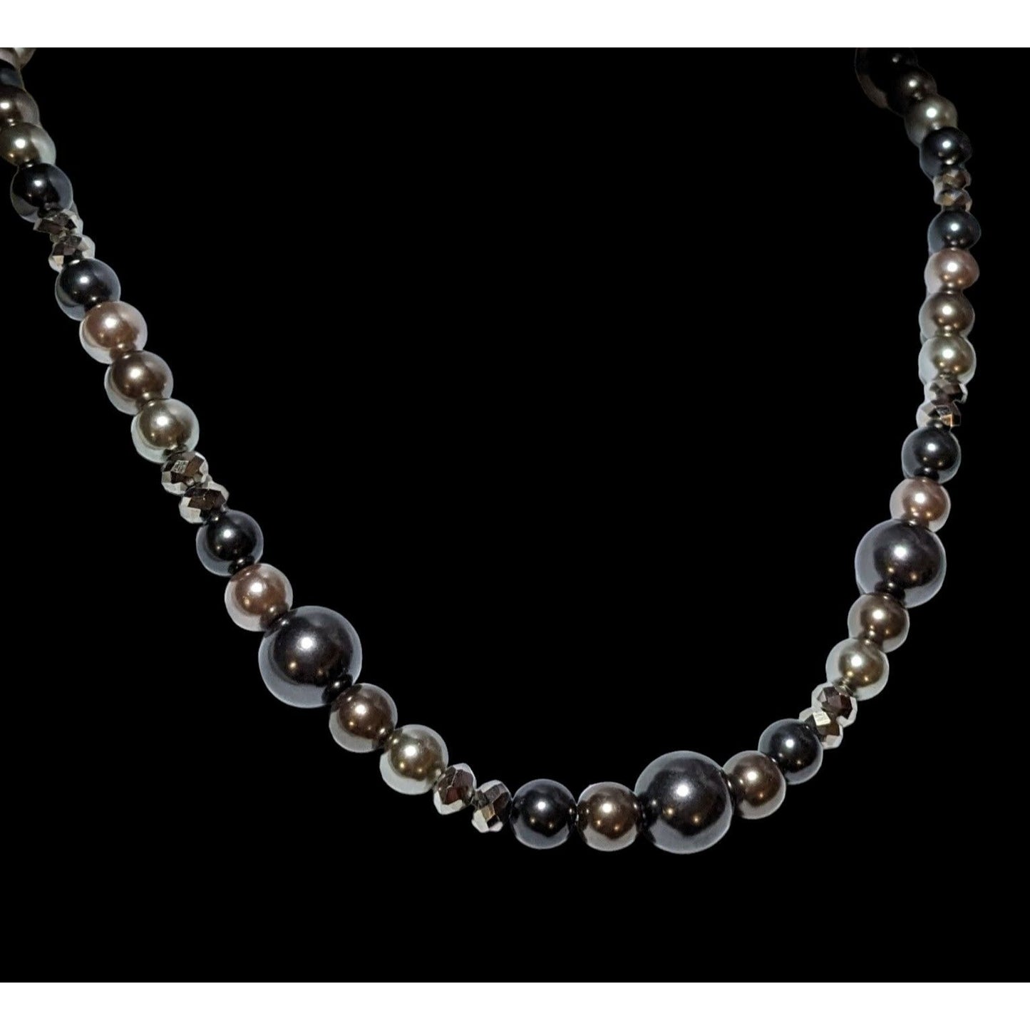 Roman Metallic Faux Pearl Beaded Necklace