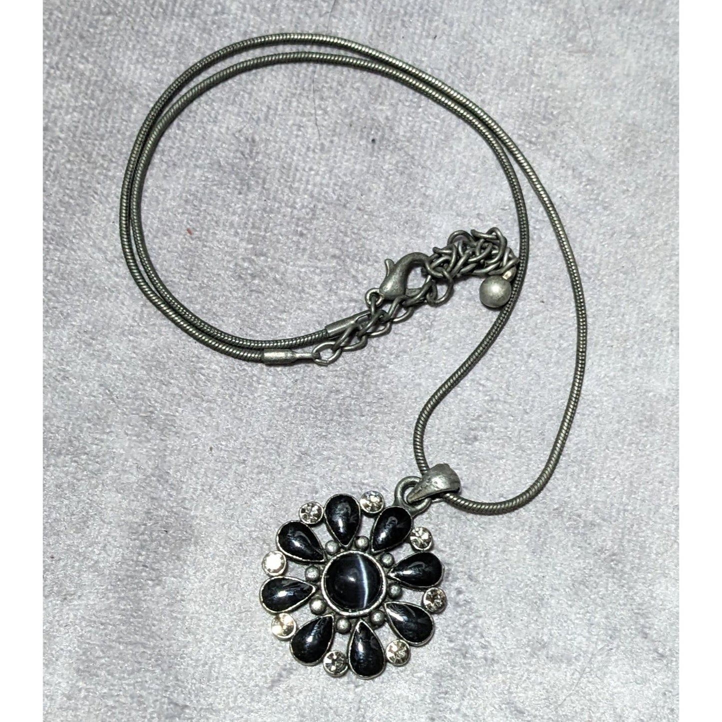 Gothic Floral Cateye Gem Pendant Necklace