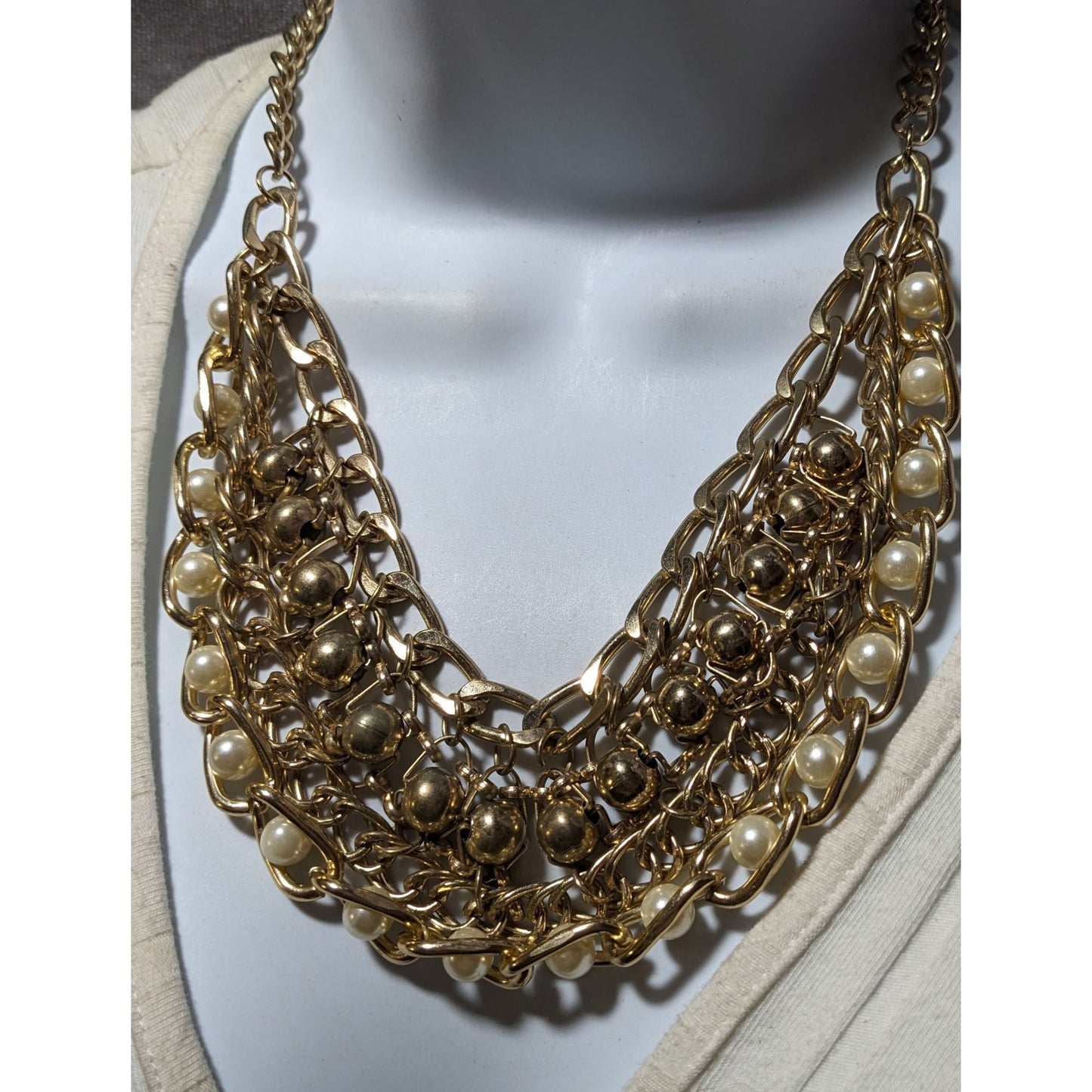 Glamorous Gold Chain Pearl Bib  Necklace