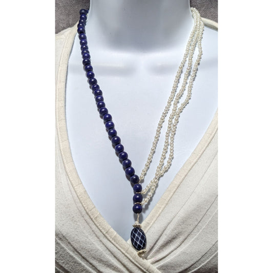 Blue And White Wood Pearl Beaded Necklae