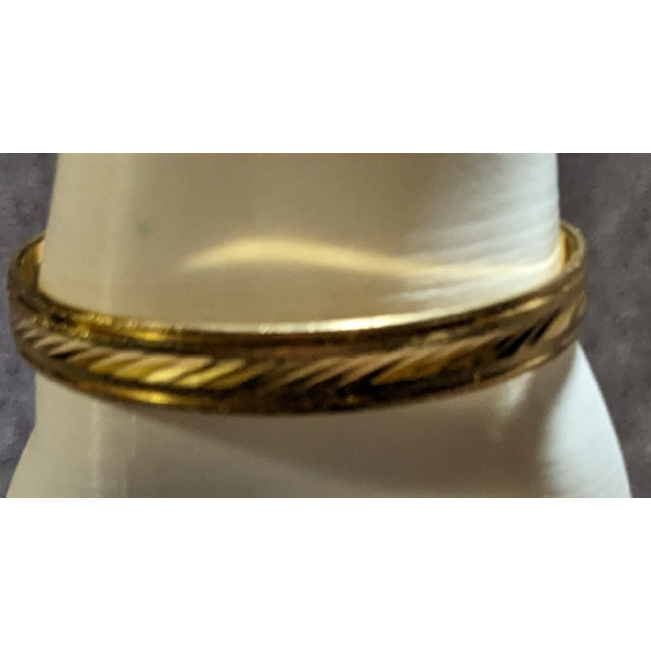 Vintage Classic Luxe Trifari Gold Tone Engraved Hinged Bangle Bracelet