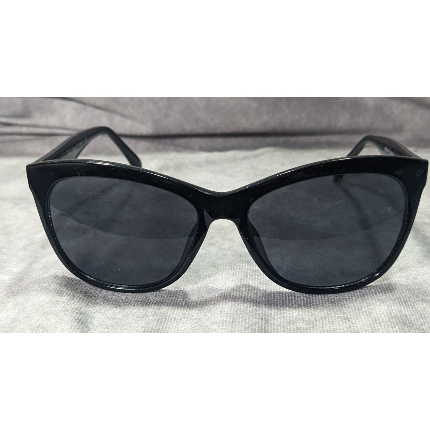 Valerie Spencer Shiny Black VS9451 Sunglasses