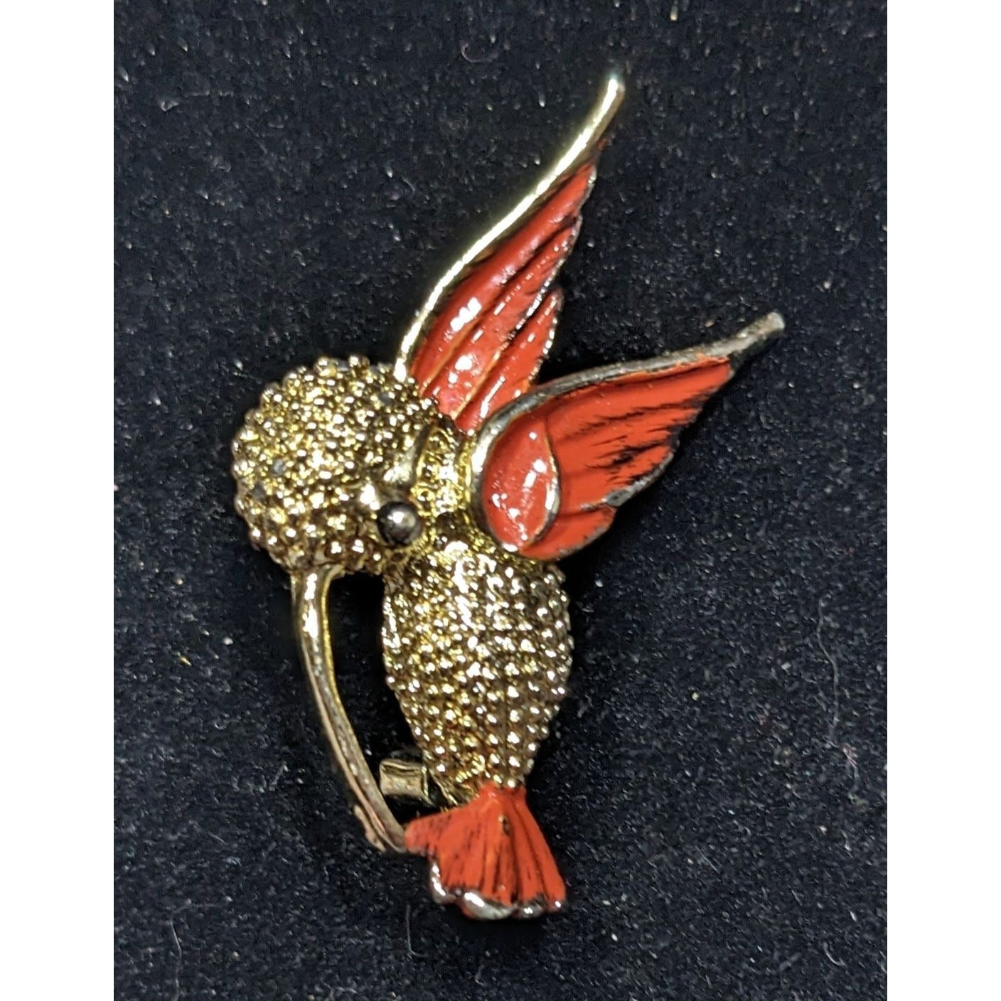 Vintage Gerry's Nature Inspired Hummingbird Brooch