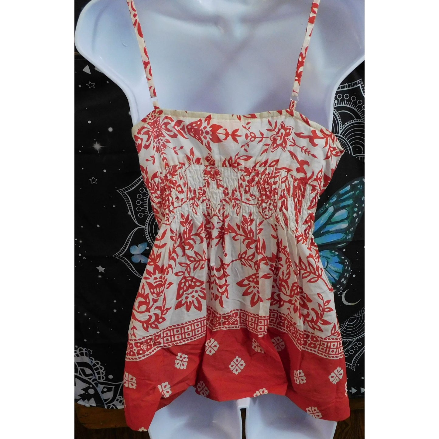 Vintage She's Cool Red And White Ruched Bohemian Top