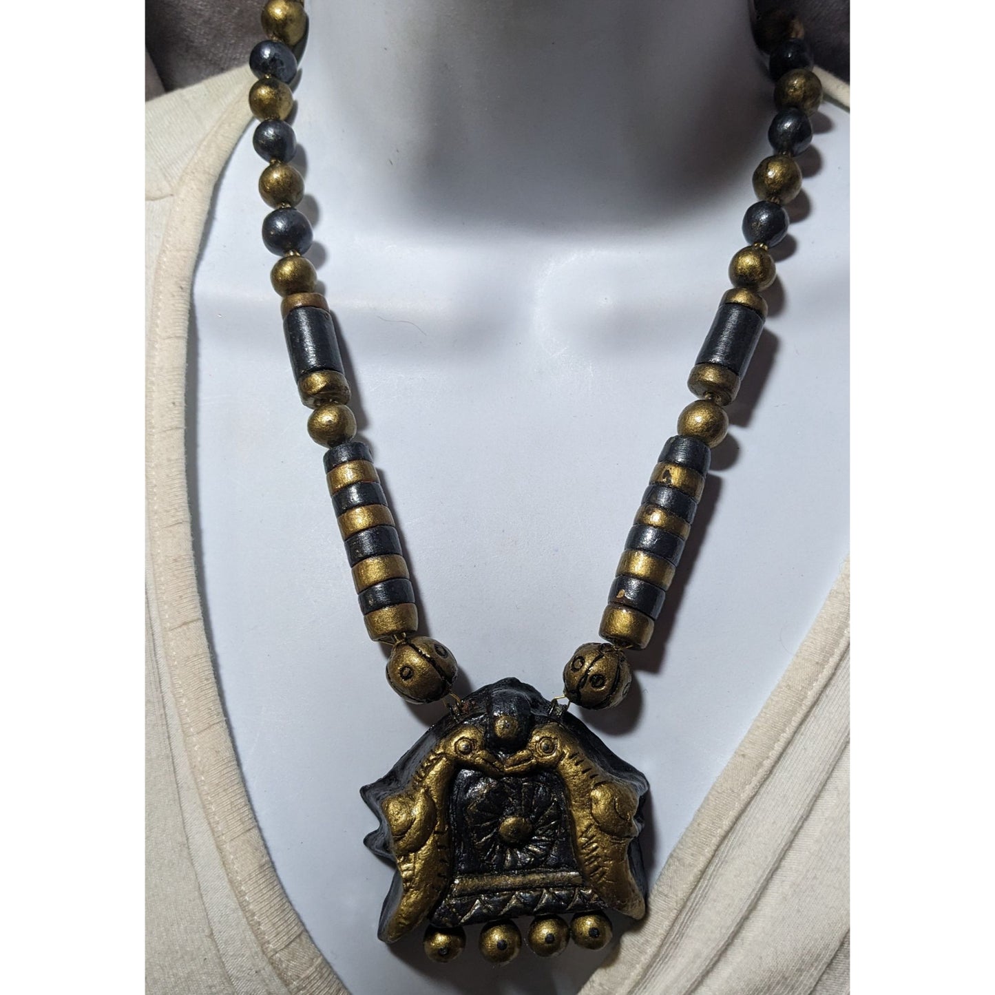 Vintage Terra Cotta Gold And Black Bird Beaded Pendant Necklace