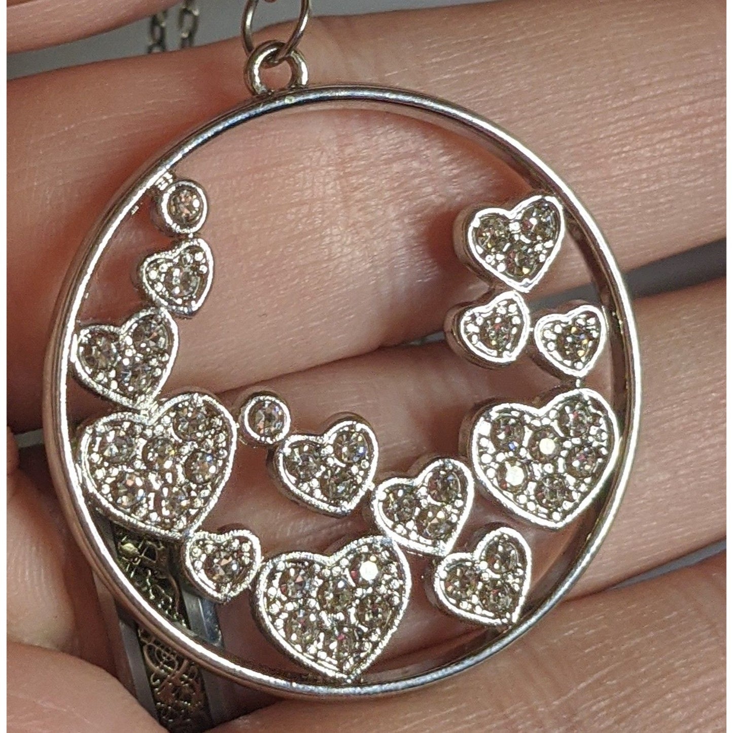 Sparkly Heart Pendant Necklace With Rhinestones