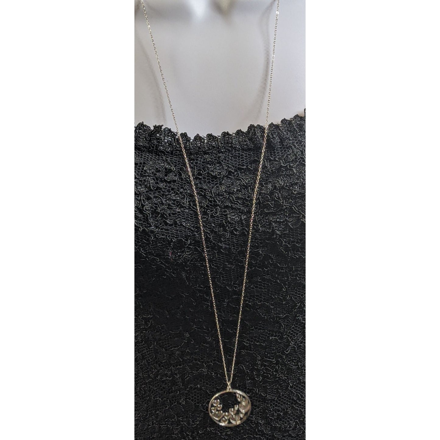 Sparkly Heart Pendant Necklace With Rhinestones