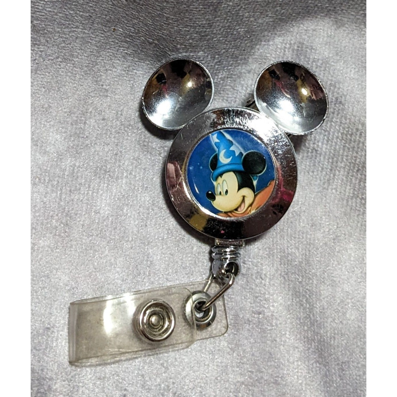 Sorcerer Mickey Badge Clip With Pull Cord