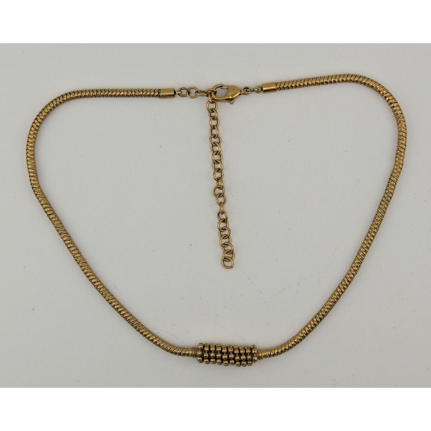Elegant Modern Gold-Tone Chocker Necklace With Beaded Accent