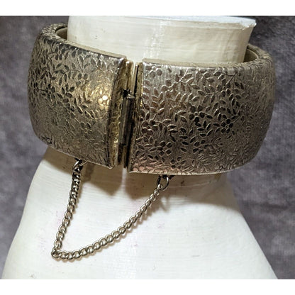 Vintage Silver Etched Floral Hollow Hinge Bracelet