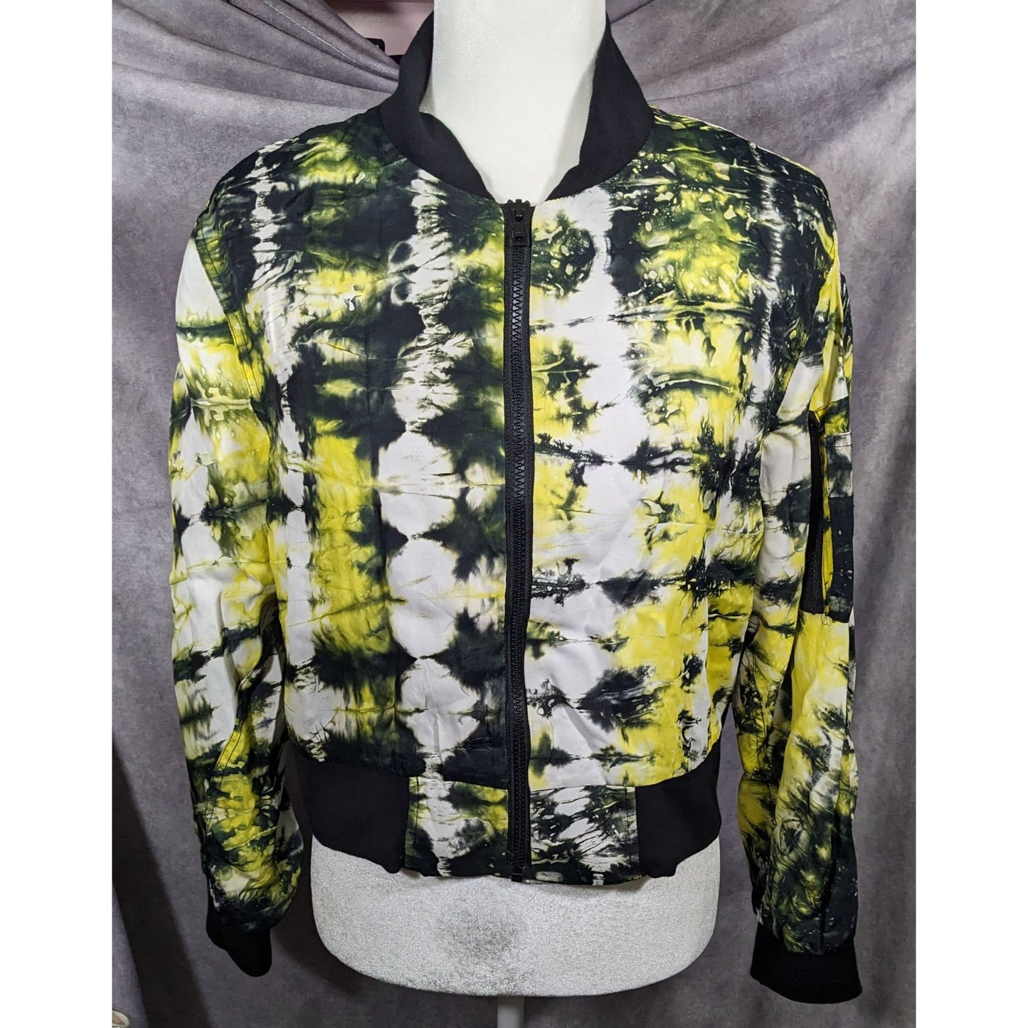 KTZ Tie Dye Black Yellow And White Lightweight Jacket Size Small