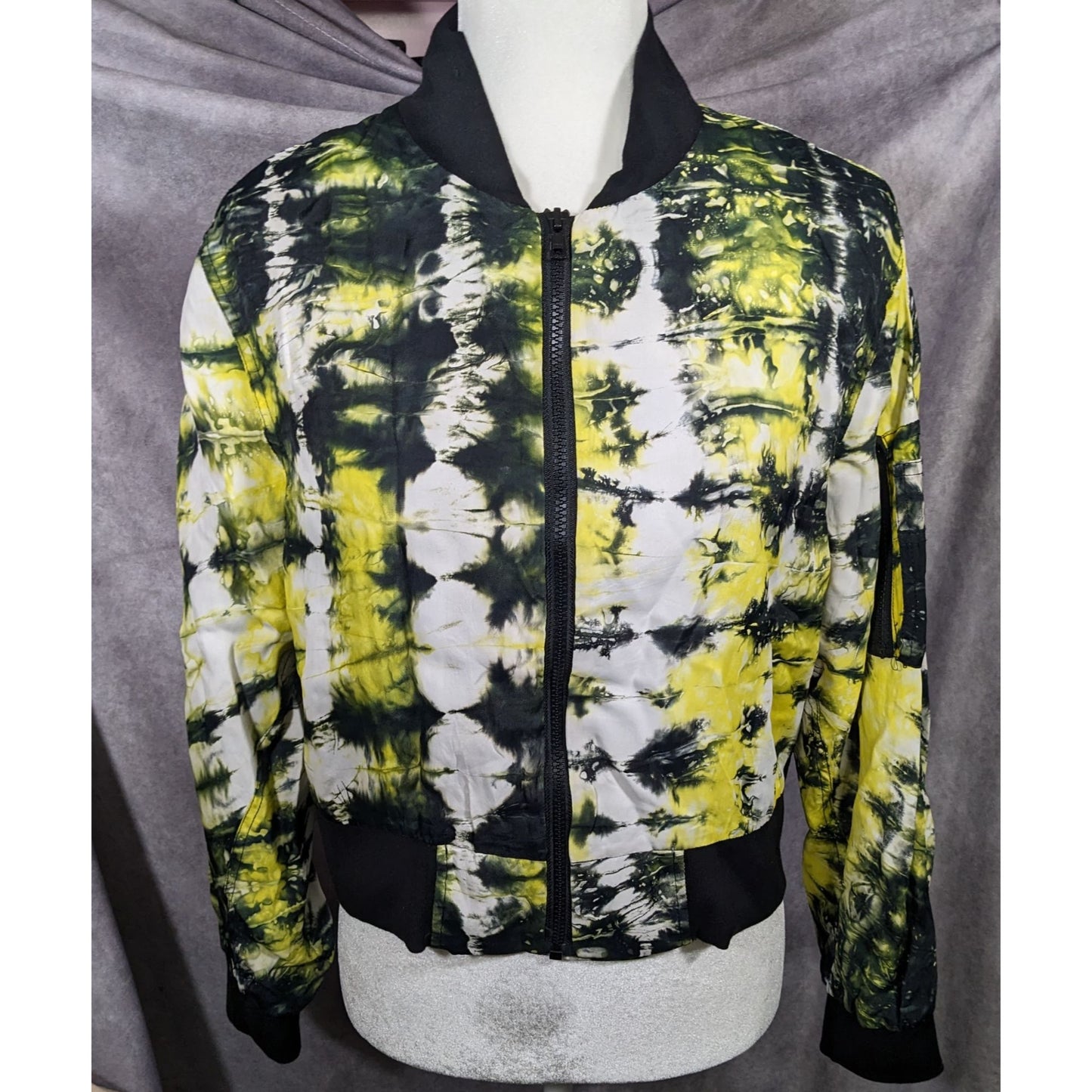 KTZ Tie Dye Black Yellow And White Lightweight Jacket Size Small
