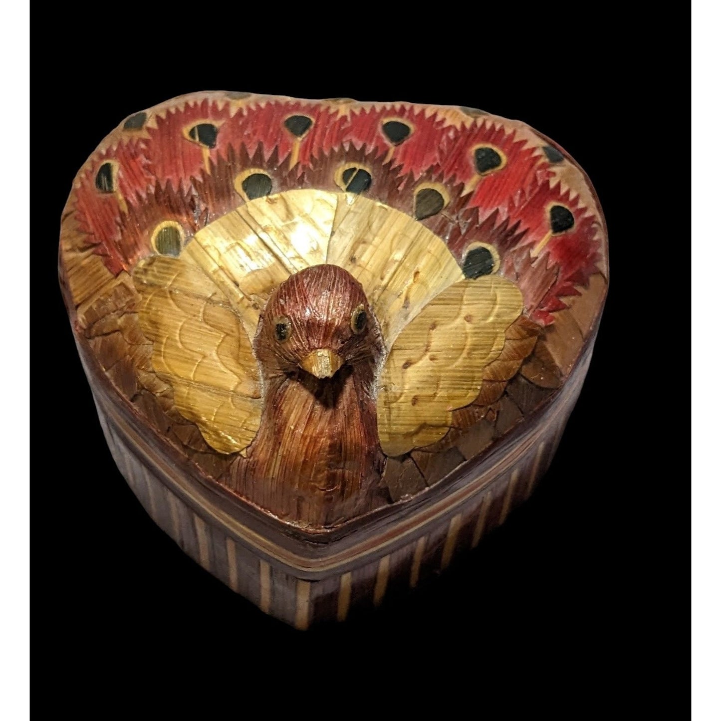 Vintage Straw Bamboo Bird Heart Box