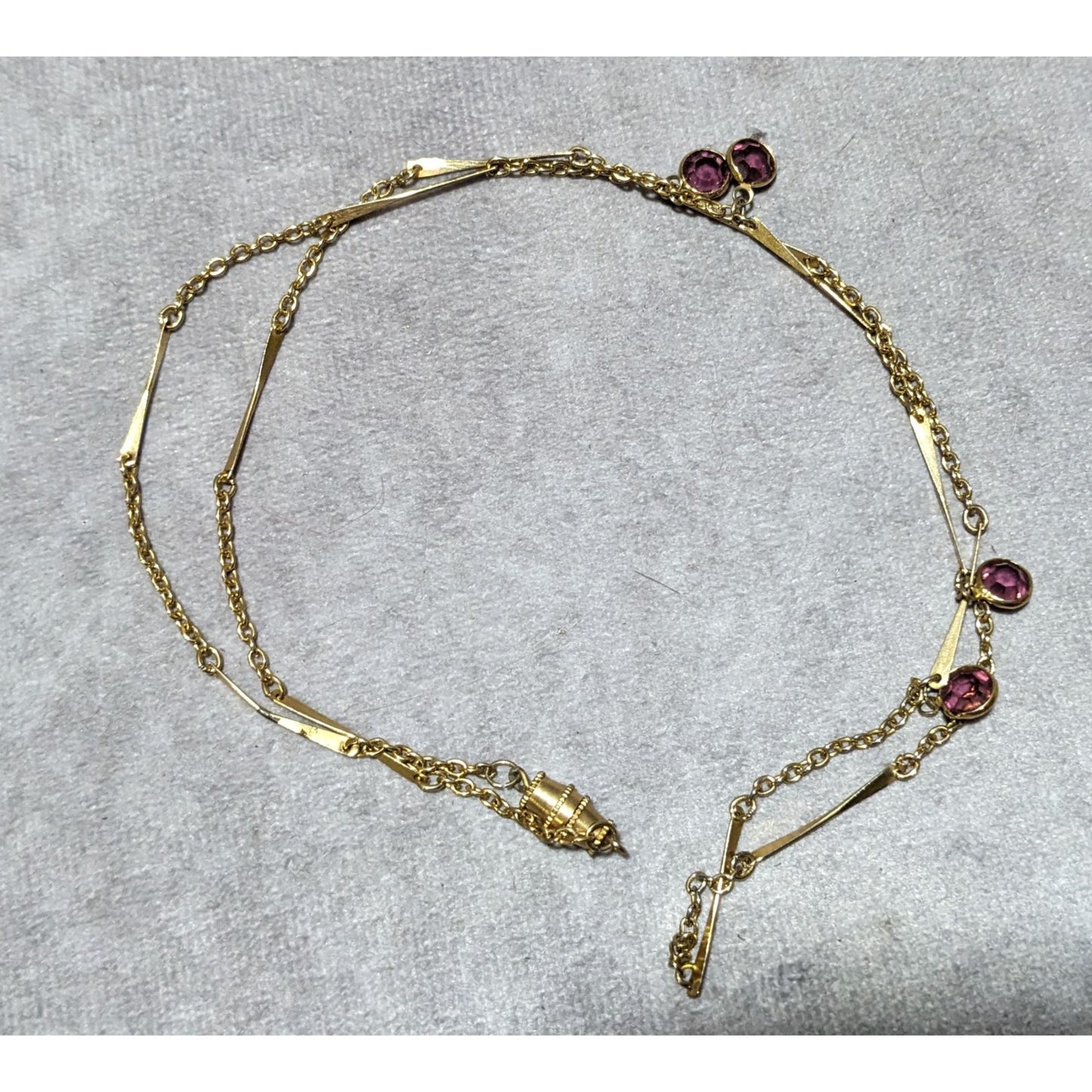 Abstract Gold Chain Necklace With Purple Gems