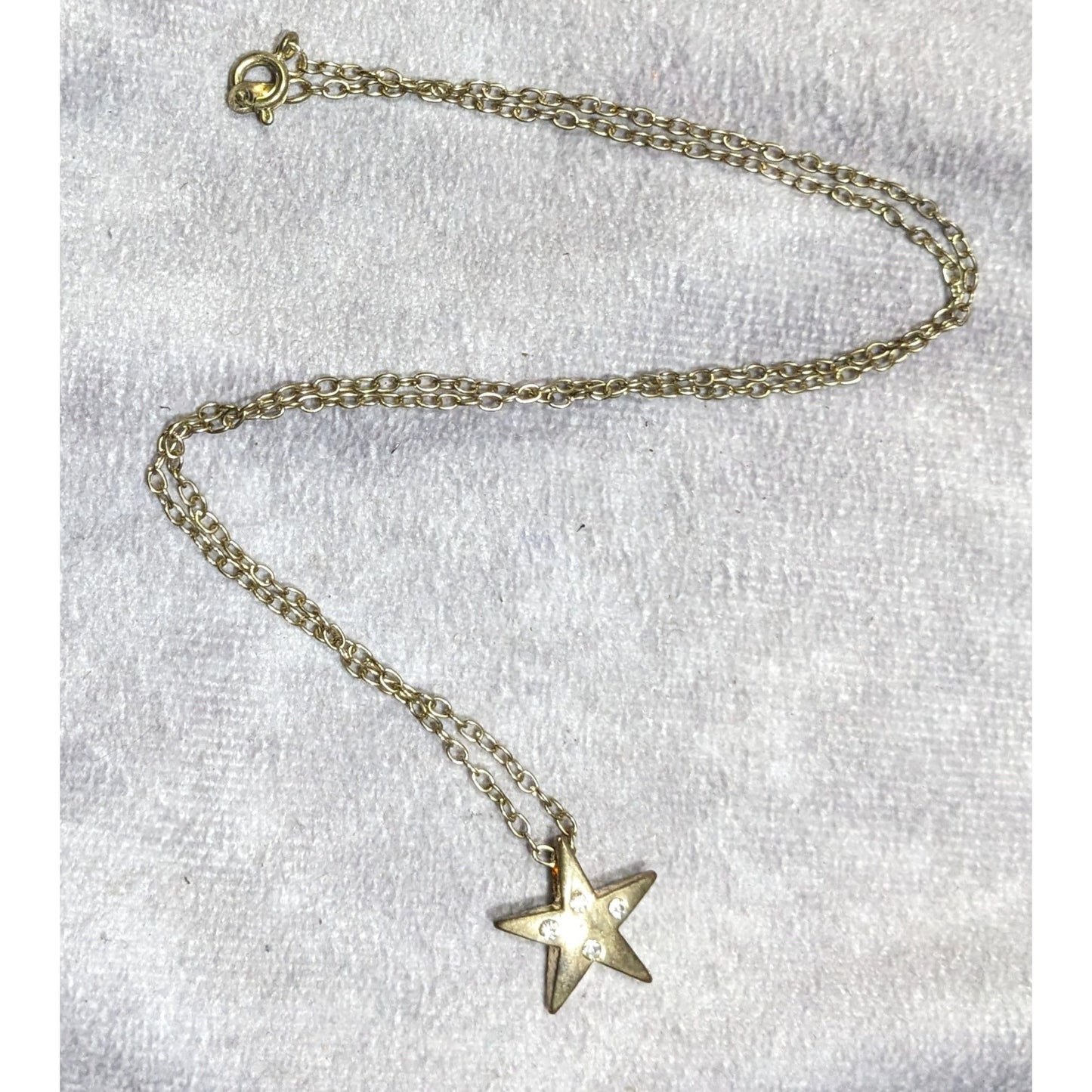Rhinestone Star Pendant Gold Tone Necklace