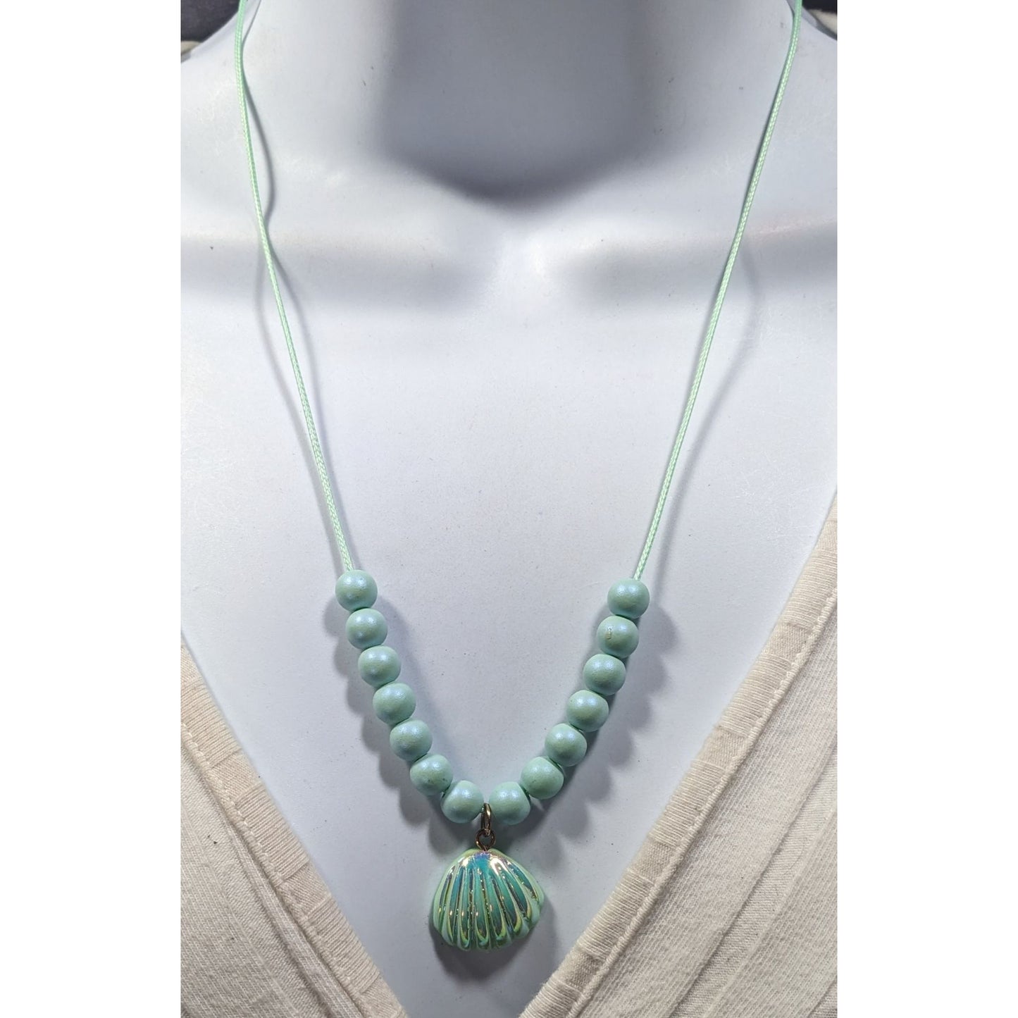 Mermaidcore Iridescent Blue Beaded Pendant Necklace