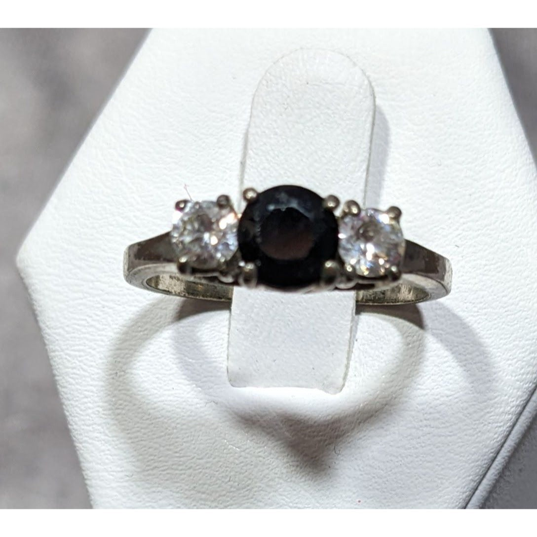 Elegant Gothic Silver Tone Ring With Black And Clear Stones Size 6 3/4