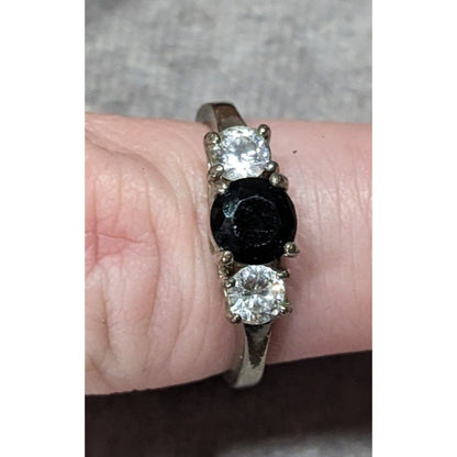 Elegant Gothic Silver Tone Ring With Black And Clear Stones Size 6 3/4