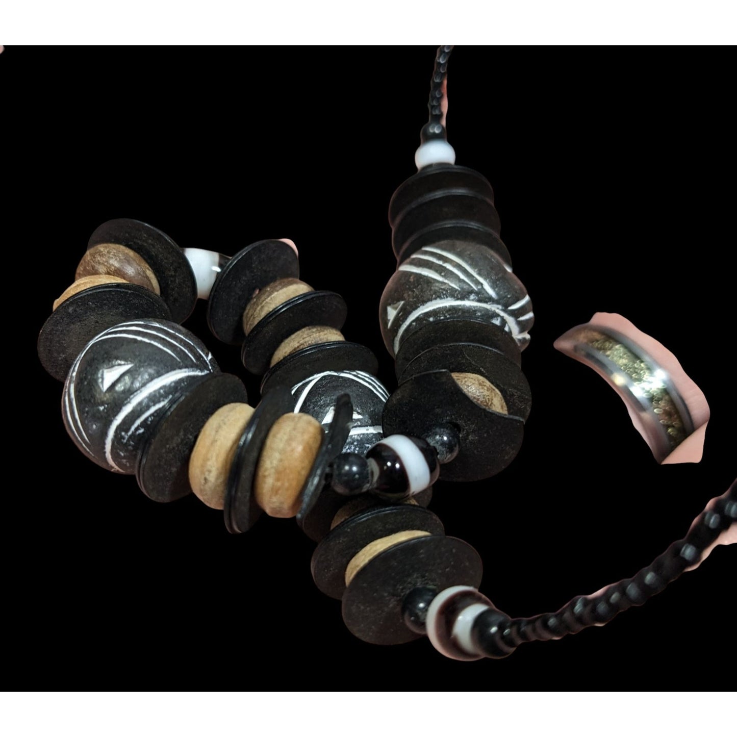 Chunky Rustic Tribal Black And Tan Beaded Necklace