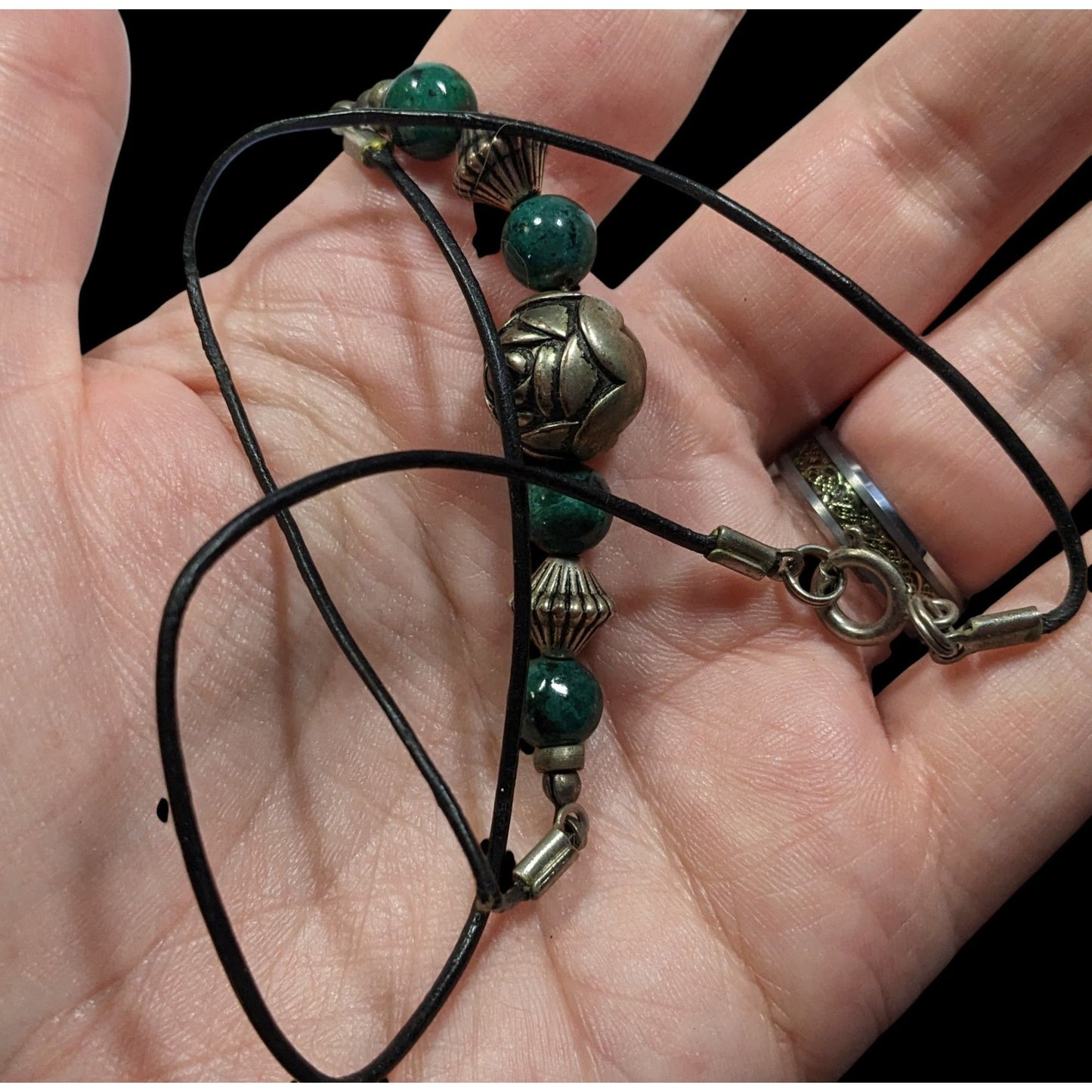 Floral Green Jasper And Silver Tone Beaded Necklace