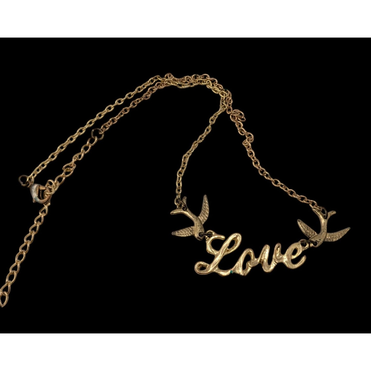 Vintage Style Love Necklace Gold Dove Charm Pendant Rockabilly Romantic Jewelry