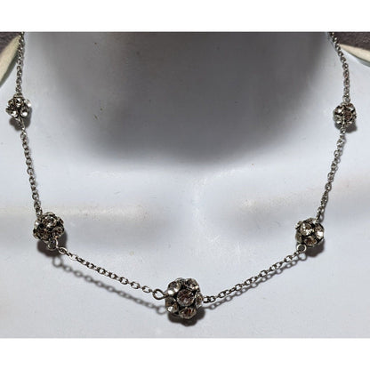 Y2K American Eagle Outfitters Silver Rhinestone Ball Necklace