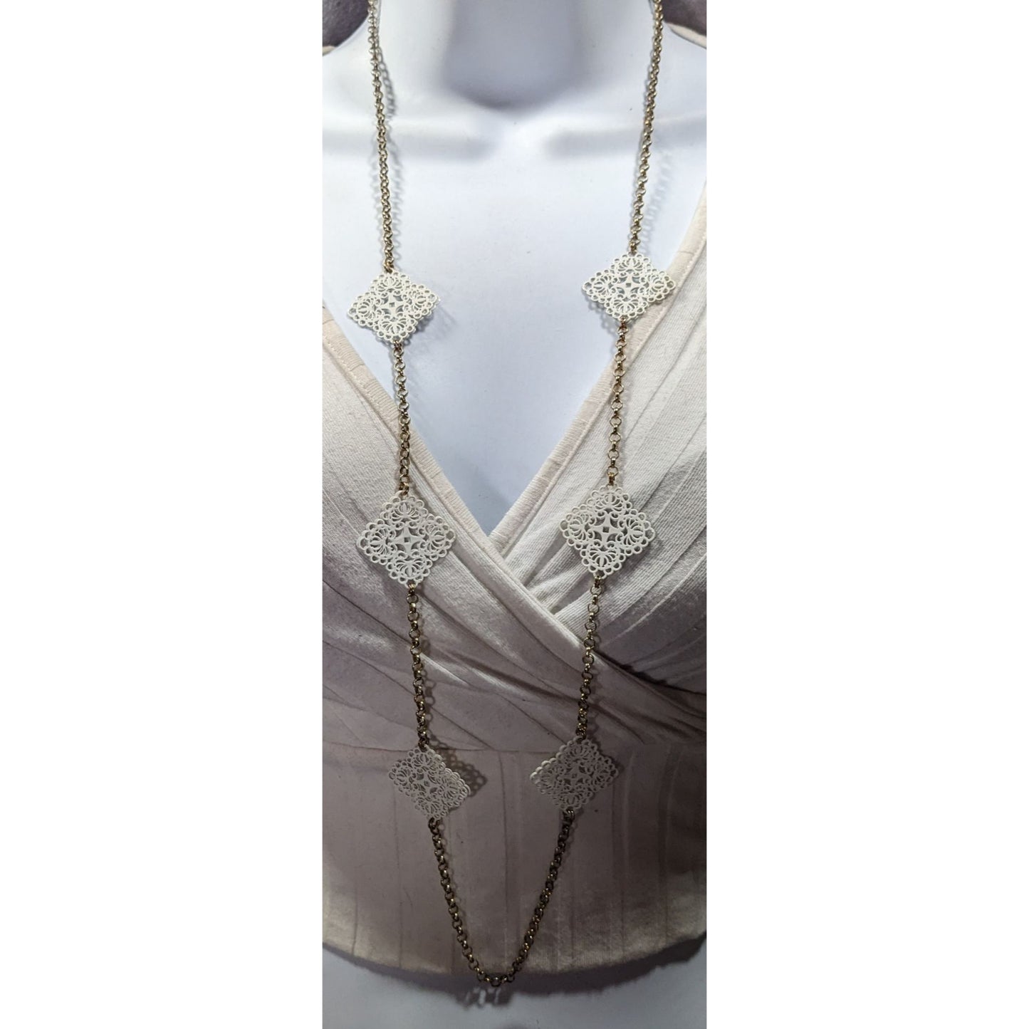 Charming Charlie White And Gold Tone Floral Filigree Station Necklace