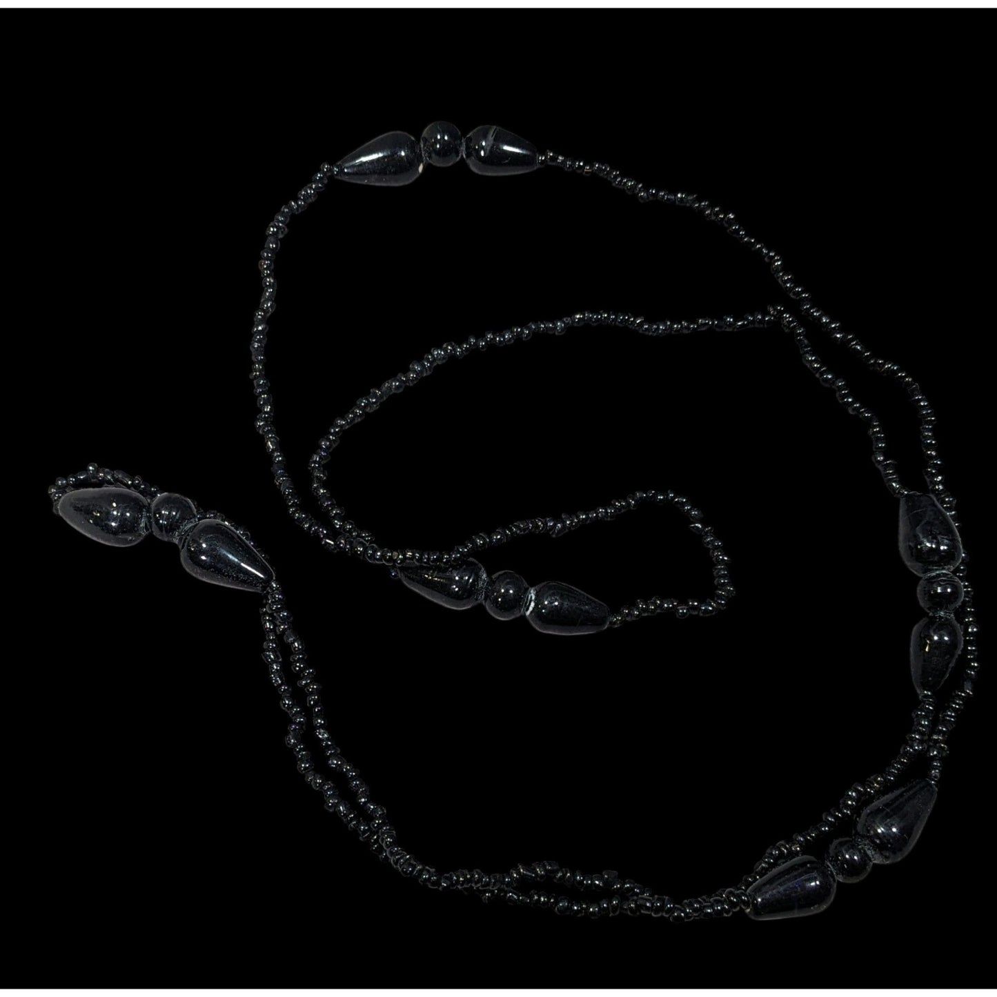Simple Elegant Black Glass Beaded Necklace